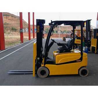 Electric - 4 wheels - Yale ERP 16 VF LWB (2)