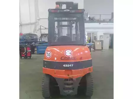 Eléctrica de 4 ruedas - Toyota 7FBMF45 (4)