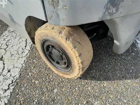 Sähkö - 4 pyör - Nissan Q02L25CU (11)