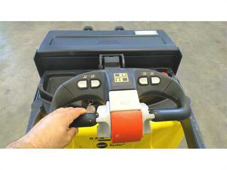 Transpaleta eléctrica - Hyster P2.0S FBW (5)