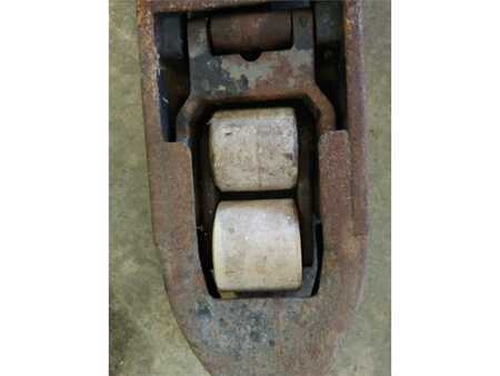 Niederhubwagen 2001  BT P20 (4)