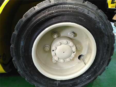 Empilhador diesel - Yale GDP30VX (7)