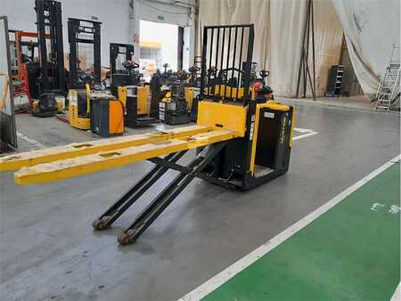 Vertikal ordreplukker 2021  Hyster LO2.0S (1)