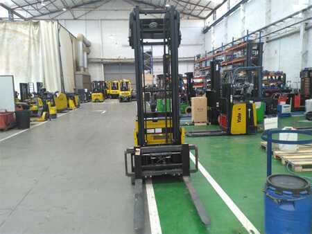 Stacker pedestre 2014  Yale MC12 (2)