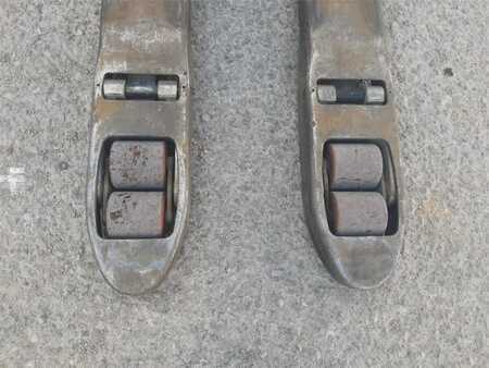 Lavtløftende truck - Hyster P2.0S (3)