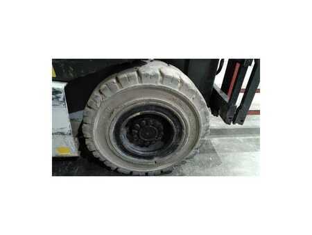 El truck - 4 hjulet 2016  Unicarriers 1Q2L25Q (6)