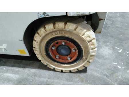 El truck - 4 hjulet 2016  Unicarriers 1Q2L25Q (9)