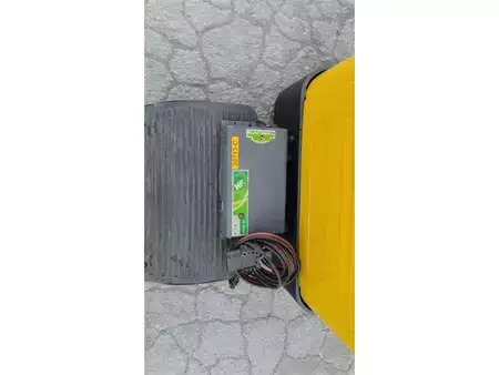 Stacker pedestre - Yale MP20X FBW (17)