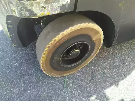 Wózki gazowe - Hyster H2.5FT (9)