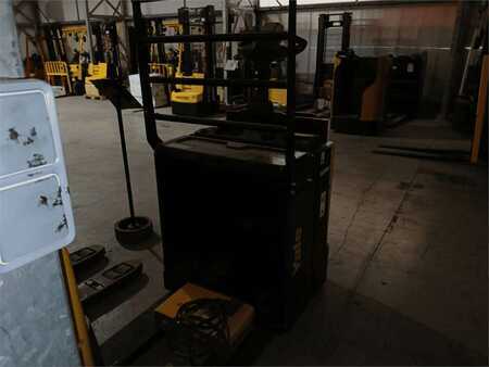 Elektromos emelőkocsik 2020  Yale MP20X FBW (4)