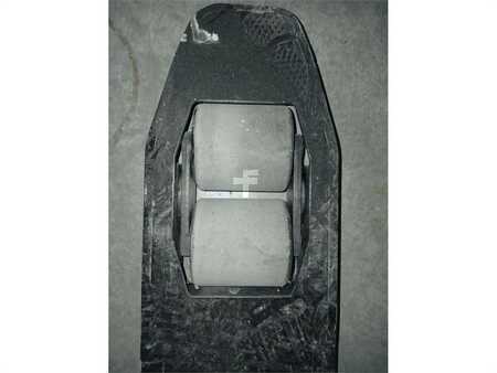 Elektromos emelőkocsik 2020  Yale MP20X FBW (6)