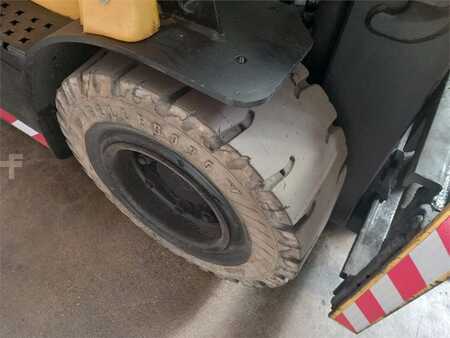 Carrelli elettrici 4 ruote 2019  Hyster J2.5XN (13)