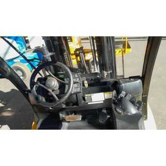 Wózki widłowe diesel 2018  Yale GDP40VX6 E2171 (12)