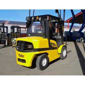 Wózki widłowe diesel 2018  Yale GDP40VX6 E2171 (6)