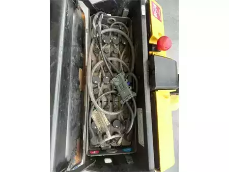 Elektromos emelőkocsik - Hyster P1.6 (5)