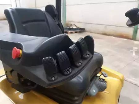 Miscelaneo - Yale ERP15VT (6)