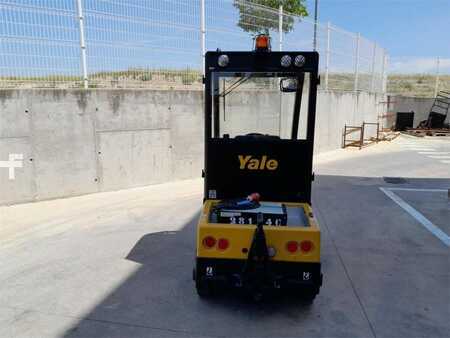 Trækker - Yale MT70 (2)
