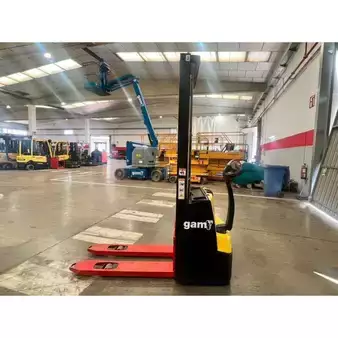 Pinontavaunu 2021  Hyster S1.0E (1)