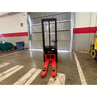 Pinontavaunu 2021  Hyster S1.0E (2)