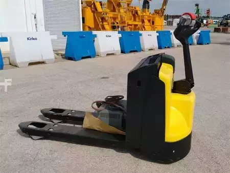 Elektromos emelőkocsik - Hyster P1.6 (1)