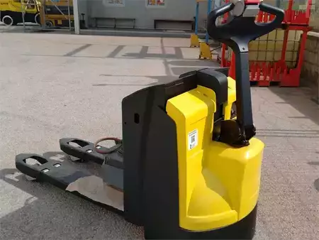 Elektromos emelőkocsik - Hyster P1.6 (3)