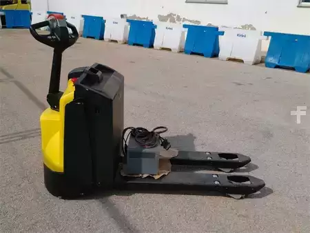 Elektromos emelőkocsik - Hyster P1.6 (5)