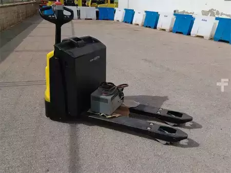 Elektromos emelőkocsik - Hyster P1.6 (6)