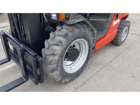 Wózek terenowy - Manitou MH25-4T (12)