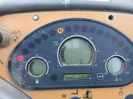 Teleskopstapler-Starr 2018  Haulotte HTL 4014 (12)