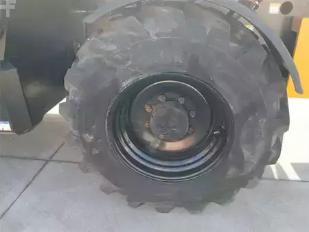 Teleskopstapler-Starr 2018  Haulotte HTL 4014 (7)