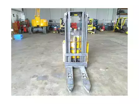 Hochhubwagen 2011  Atlet TS 140 (2)