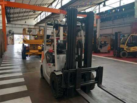 Empilhador diesel 2016  Still RC40-25 (5)