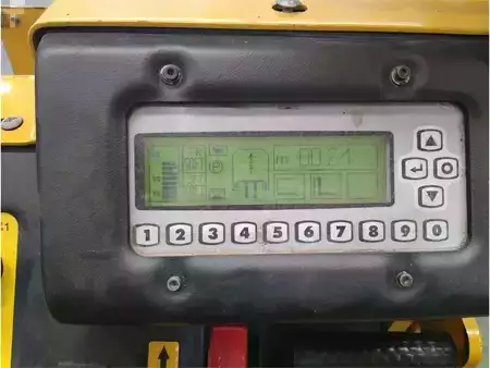 Recogepedido vertical 2014  Yale MO10E AC (10)