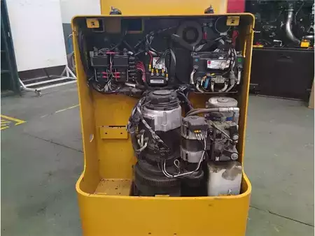 Recogepedido vertical 2014  Yale MO10E AC (6)