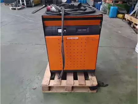 Recogepedido vertical 2014  Yale MO10E AC (9)
