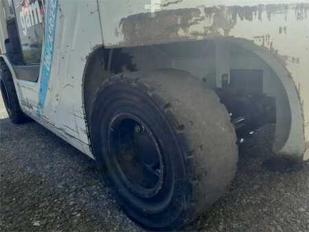 El Truck - 4-hjul 2017  Nissan JAG1N1L20Q (10)