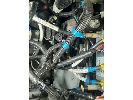 El Truck - 4-hjul 2017  Nissan JAG1N1L20Q (11)