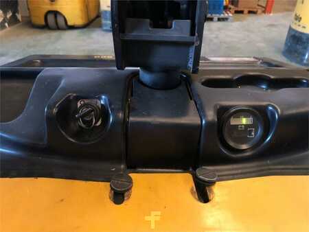 Niederhubwagen 2018  Yale MP20X FBW (6)