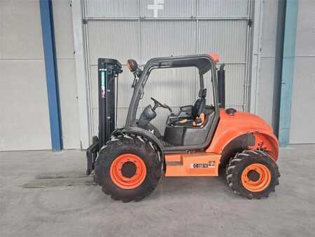 Terrængående truck - Ausa C250HX4 (1)