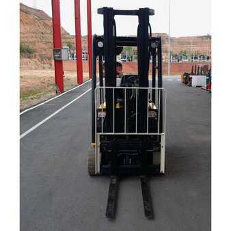 Electric - 4 wheels - Yale ERP 16 VF LWB (3)