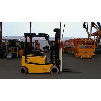 Electric - 4 wheels - Yale ERP 16 VF LWB (5)