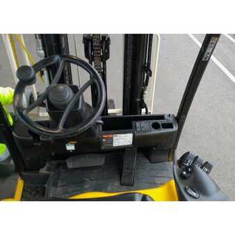 Electric - 4 wheels - Yale ERP 16 VF LWB (9)