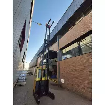 Schubmaststapler - Hyster R1.6 (7)