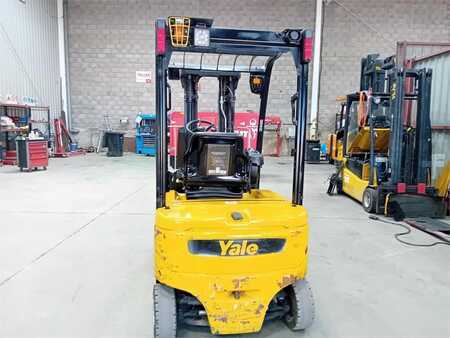 Eléctrico - 4 rodas 2017  Yale ERP18VF (4)