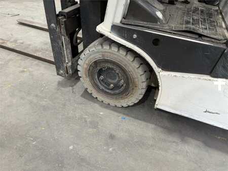 Outro 2015  Unicarriers A1N1L18Q (6)
