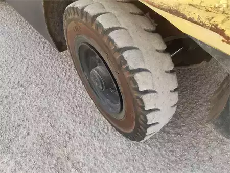 Diesel heftrucks - Hyster H2.5UT (10)