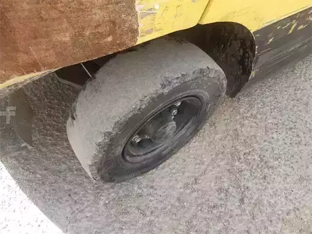 Diesel heftrucks - Hyster H2.5UT (8)
