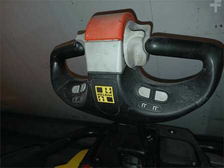 Lavtløftende truck 2021  Hyster P2.0S (6)