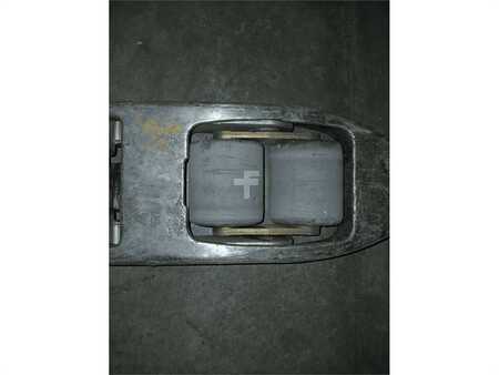 Lavtløftende truck 2021  Hyster P2.0S (7)