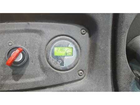 Elektromos emelőkocsik - Yale MP20T (6)